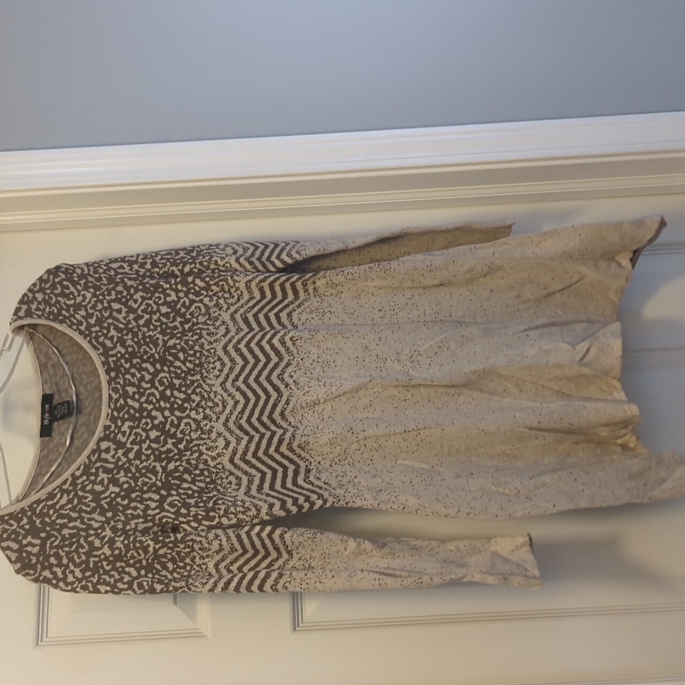 Style and co tan and taupe tunic sweater
